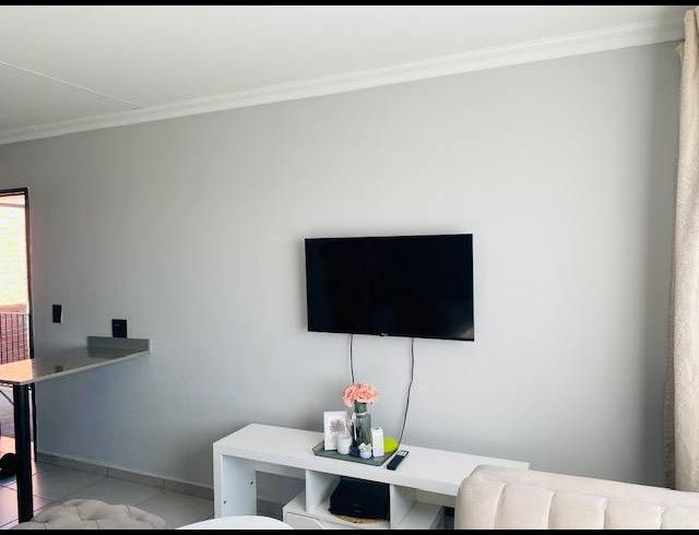 2 BEDROOM APARTMENT FOR SALE IN JABULANI